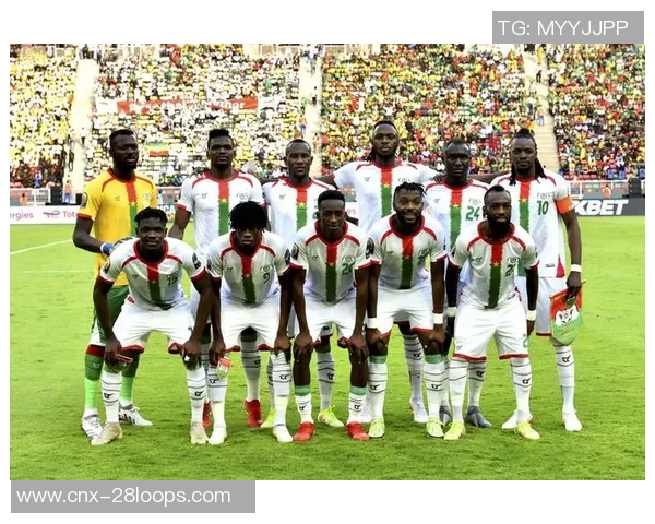 非洲足球运动员在全球赛场上的崛起与影响力分析